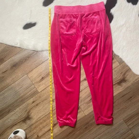 Lilly Pulitzer Mallie Velour Pants Raspberry Rouge - Picture 12 of 13